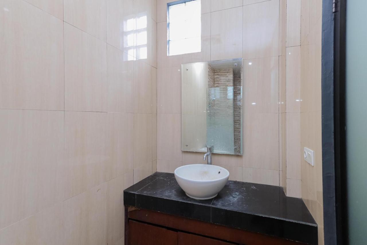 Urbanview Hotel Wg Jimbaran Bali أونغاسان المظهر الخارجي الصورة